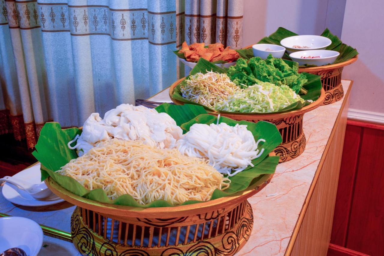 E-Outfitting Golden Country Hotel Mandalay Exterior photo